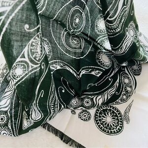 NNT scarf 26”x26”.